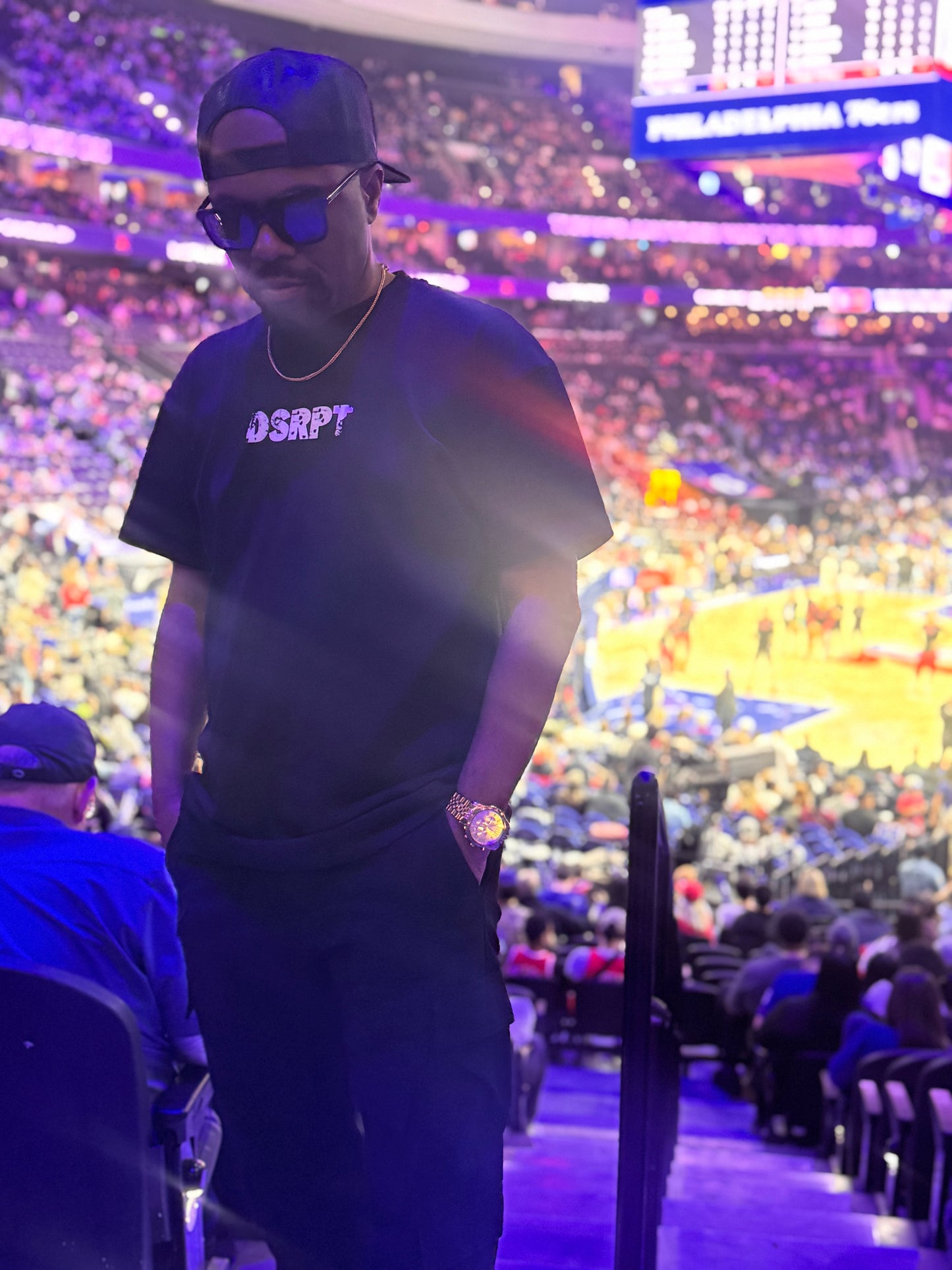 DISRUPT OR DIE (BLACK)
