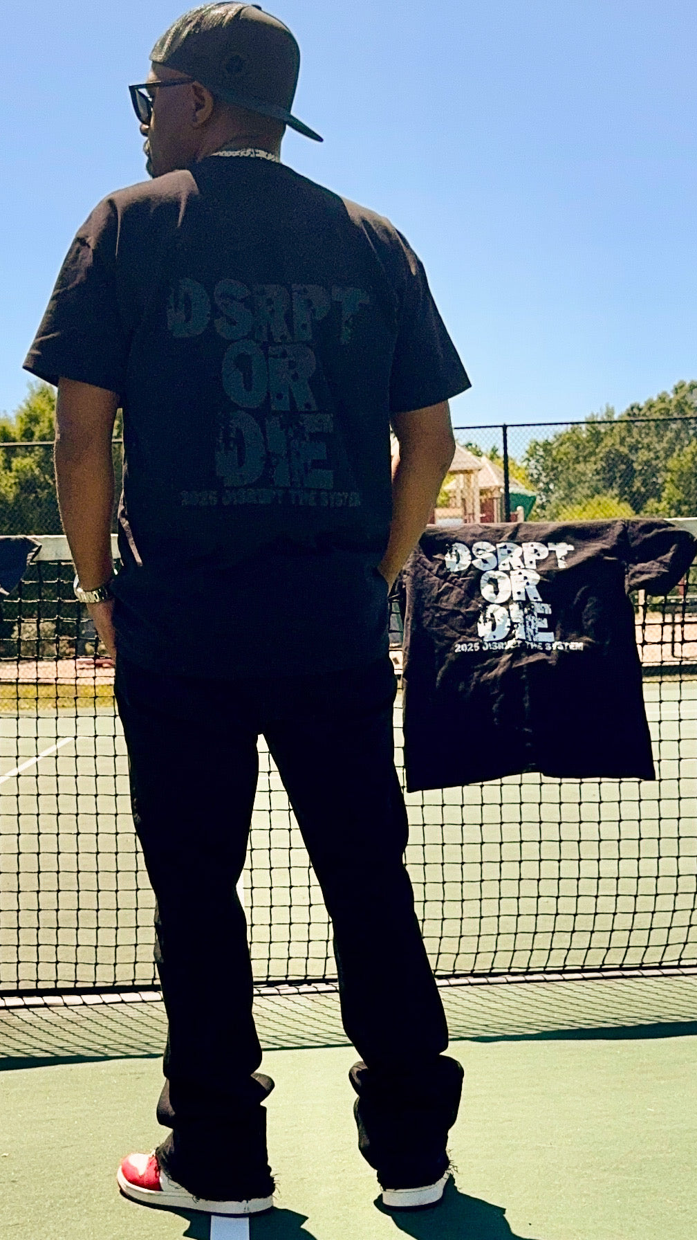 DISRUPT OR DIE (BLK/BLK)